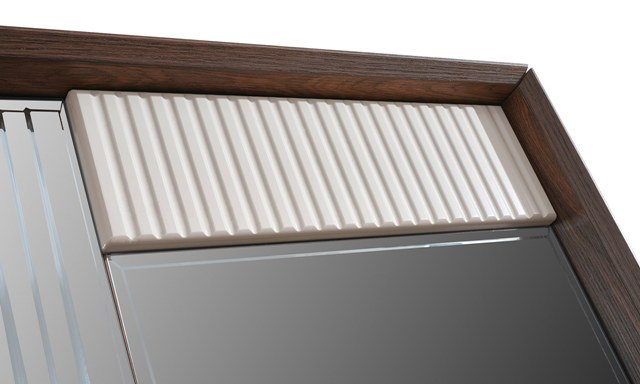 Коричневая спальня Паула, Идол