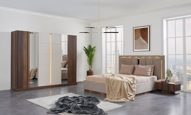 Коричневая спальня Паула, Идол