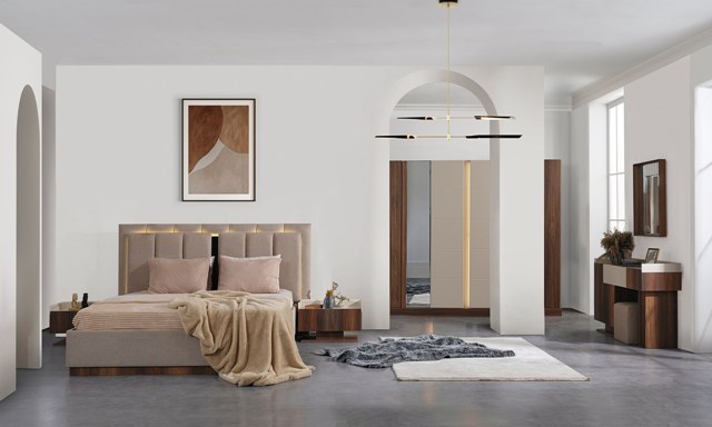 Коричневая спальня Паула, Идол