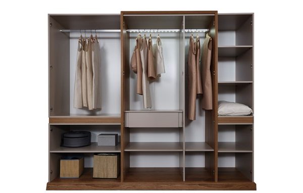 Плюс- спальня в стиле модерн, Идол