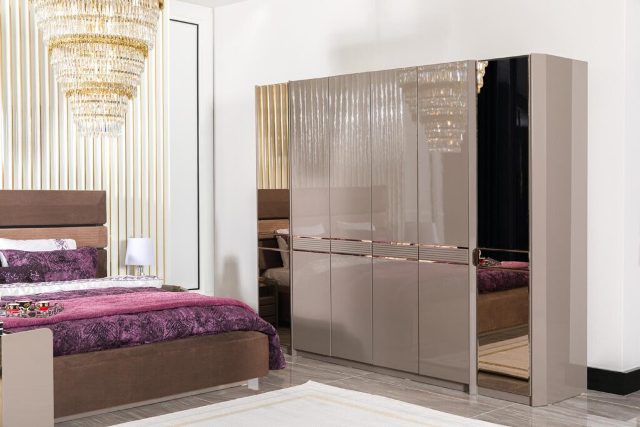 Шестидверный шкаф мокко Стокгольм, CEL Шестидверный шкаф мокко Стокгольм, CEL