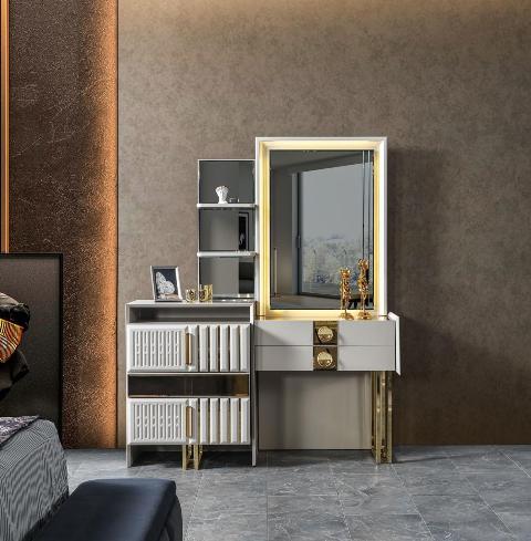 Белая спальня с золотом Версаче, CEL