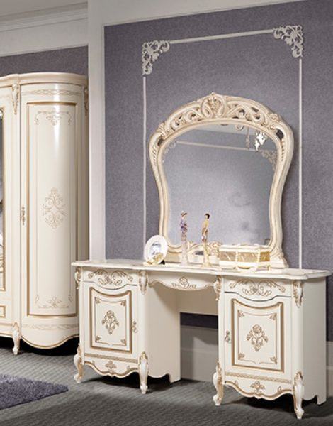 Белая спальня с золотом Алегро