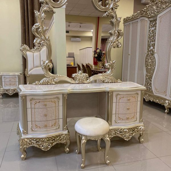 Золотая резная спальня Император