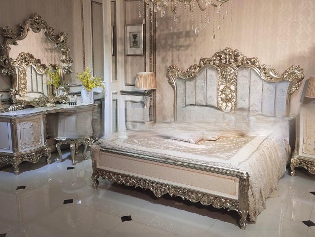 Золотая резная спальня Император Золотая резная спальня Император