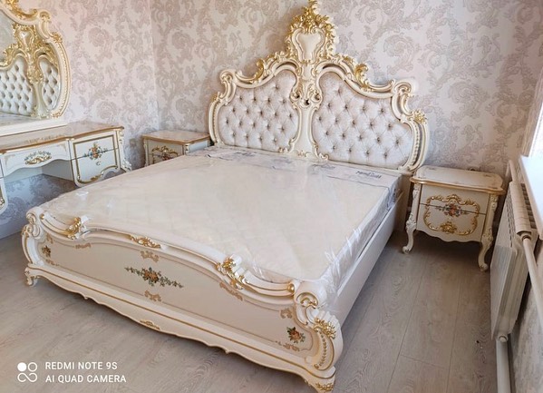 Королевская мебель для спальни Валенсия Королевская мебель для спальни Валенсия