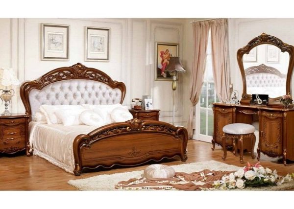 Коричневая классическая спальня Дженифер