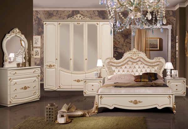 Белая спальня с золотом Адель