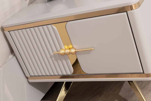 Спальный гарнитур Ари с золотом