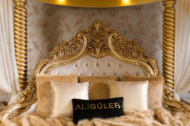 Золотая спальня с круглой кроватью Айбарс, Alig