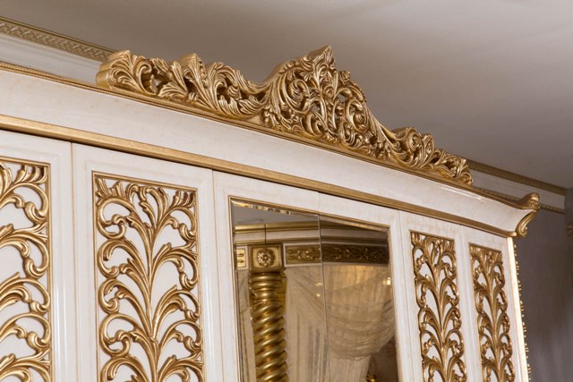 Золотая спальня с круглой кроватью Айбарс, Alig