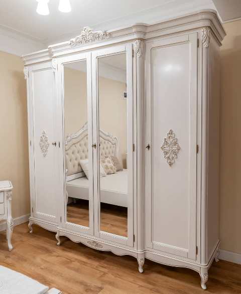 Классическая белая спальня Сара, Дерево