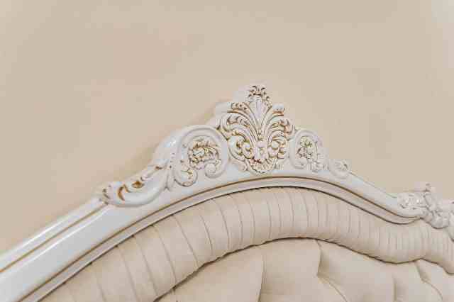 Классическая белая спальня Сара, Дерево