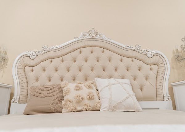 Классическая белая спальня Сара, Дерево