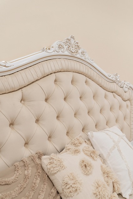 Классическая белая спальня Сара, Дерево