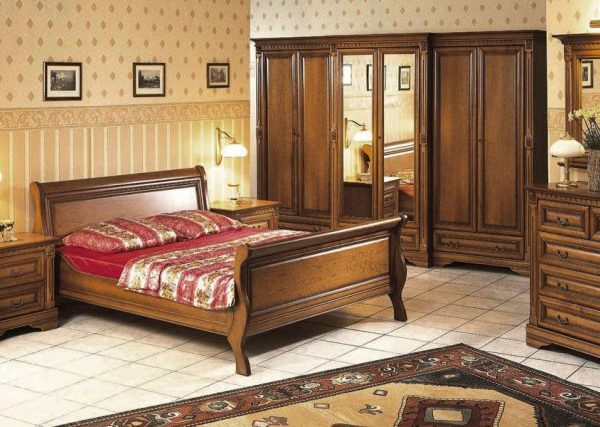 Ореховая спальня Орфей, Польша