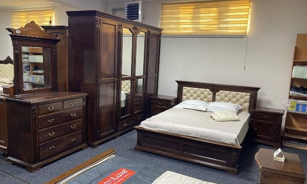 Деревянная мебель для спальни Виктория