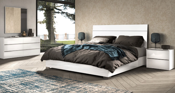 Белая спальня Луна, STATUS