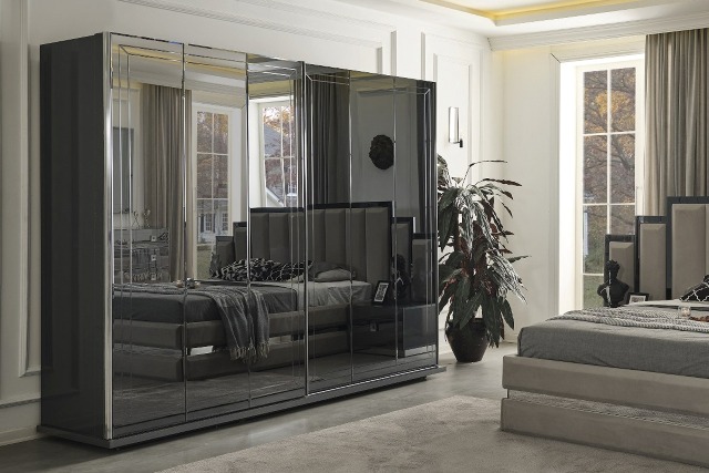 Серая зеркальная спальня Лотос, NUC Серая зеркальная спальня Лотос, NUC