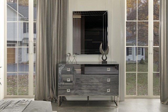 Серая зеркальная спальня Лотос, NUC Серая зеркальная спальня Лотос, NUC