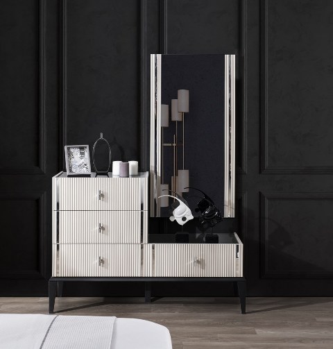 Белая спальня с декором Поло, NUC Белая спальня с декором Поло, NUC