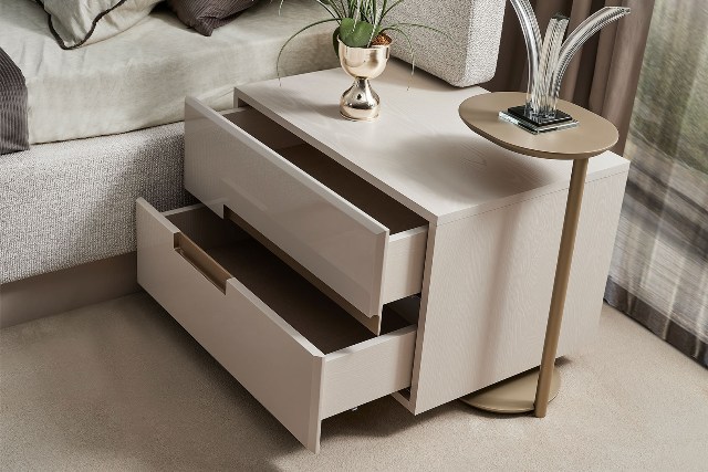 Бежевая спальня Суэно (SUENO), NEW