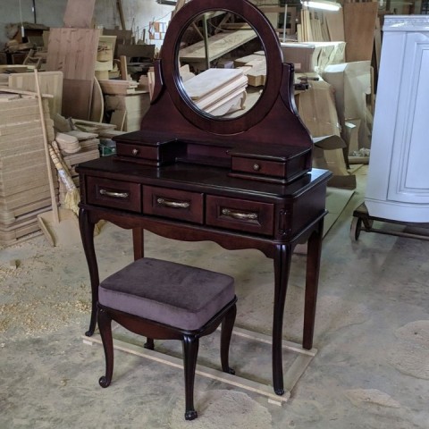 Деревянный туалетный столик Анна