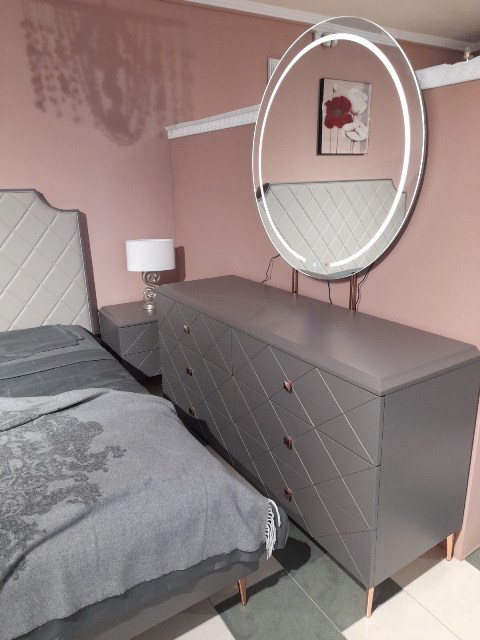 Серая спальня в стиле модерн Толедо Серая спальня в стиле модерн Толедо