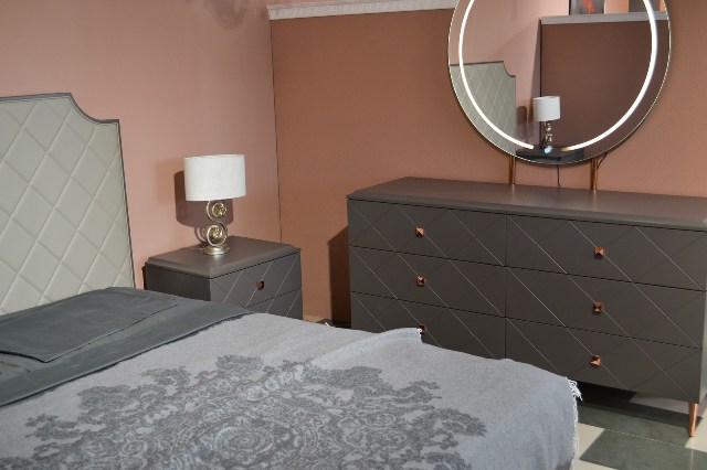 Серая спальня в стиле модерн Толедо Серая спальня в стиле модерн Толедо