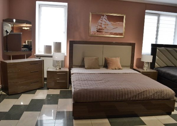 Ореховая спальня Зарагоза, модерн