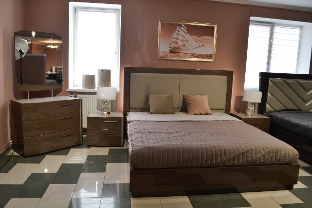 Ореховая спальня Зарагоза, модерн Ореховая спальня Зарагоза, модерн