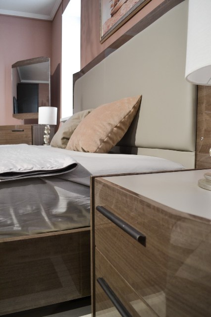 Ореховая спальня Зарагоза, модерн Ореховая спальня Зарагоза, модерн