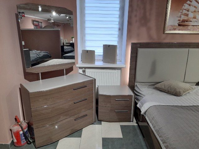 Ореховая спальня Зарагоза, модерн Ореховая спальня Зарагоза, модерн