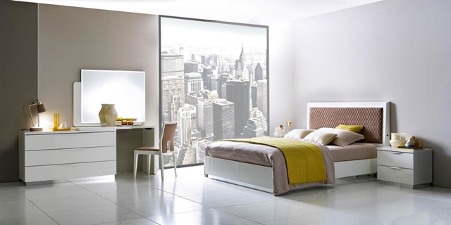 Итальянская белая глянцевая спальня Онда