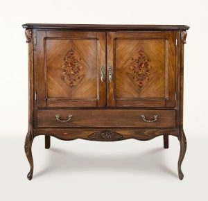 Ореховый комод в спальню Изабелла