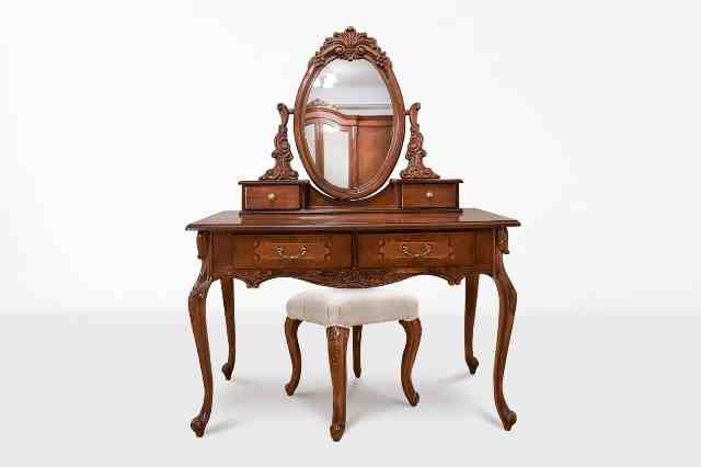 Ореховая румынская спальня Сиена