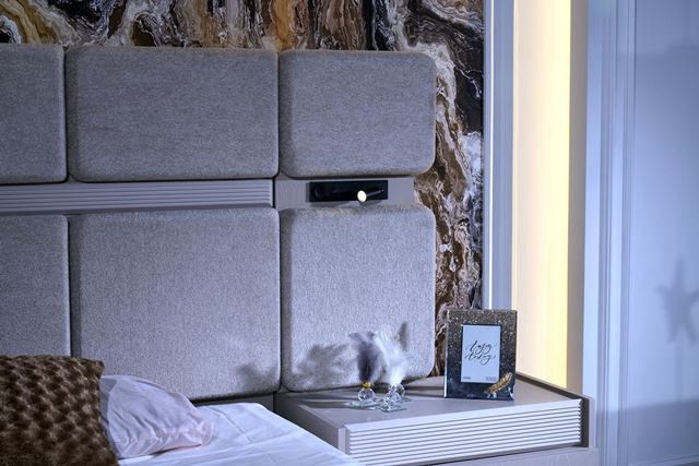 Серая современная спальня Лара Галакси Серая современная спальня Лара Галакси