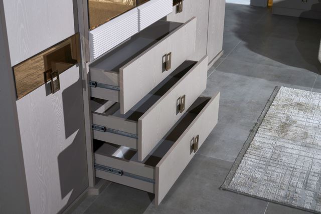 Серая современная спальня Лара Галакси Серая современная спальня Лара Галакси