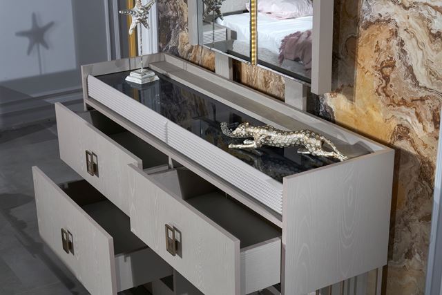 Серая современная спальня Лара Галакси Серая современная спальня Лара Галакси