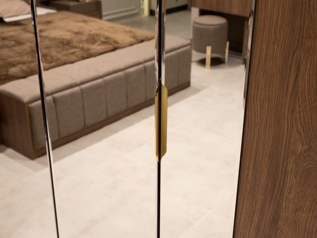 Коричневая спальня Лотос в стиле модерн Галакси