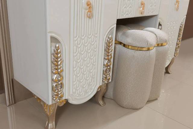 Белая спальня с золотом Джихангира, DASELL