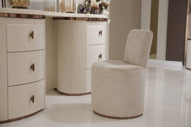 Белая мебель для спальни Рио с золотом, Dasell