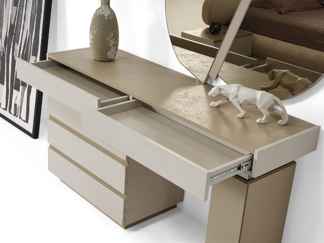 Светлая мебель для спальни Элера CELMO