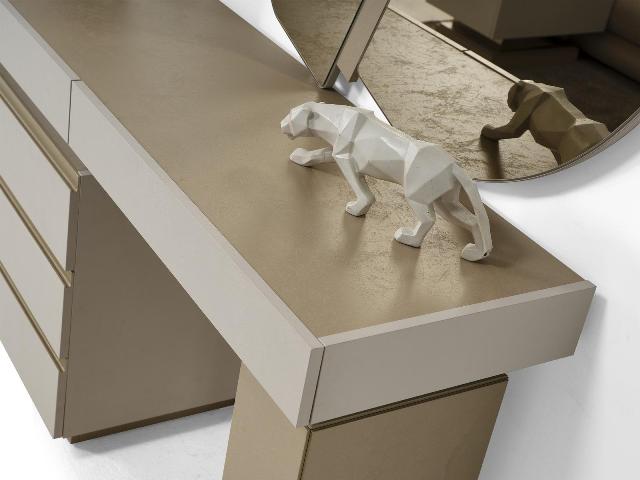 Светлая мебель для спальни Элера CELMO