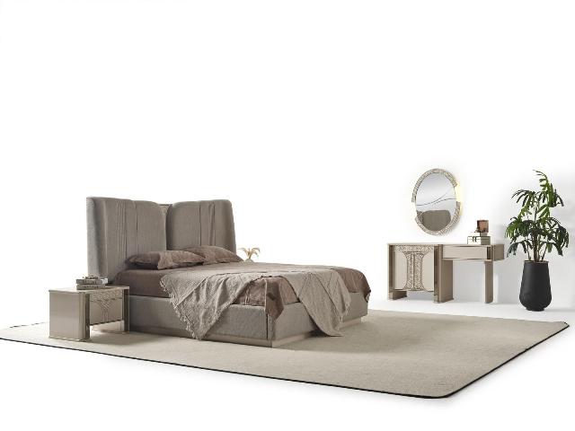 Кремовая спальня Глория в стиле модерн CELMO Кремовая спальня Глория в стиле модерн CELMO