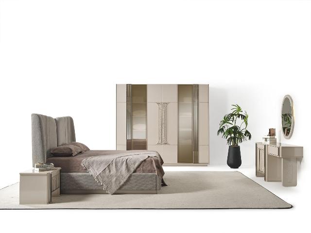 Кремовая спальня Глория в стиле модерн CELMO Кремовая спальня Глория в стиле модерн CELMO