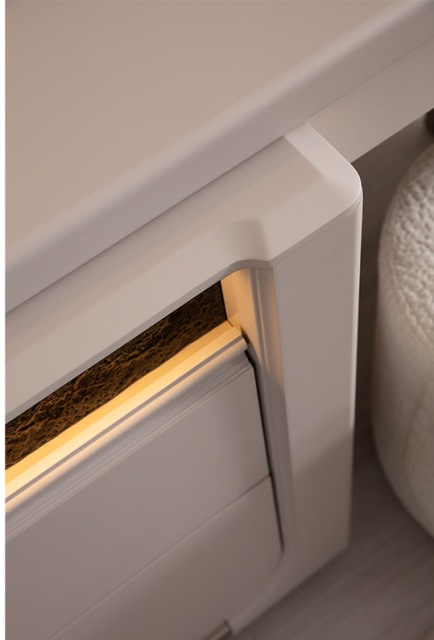 Модная современная спальня Жемчужина ( Инчи) ROLL