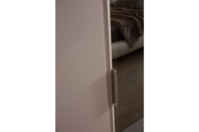 Модная современная спальня Жемчужина ( Инчи) ROLL