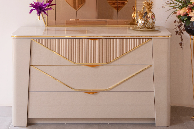 Спальня Бентли с золотом в стиле АРТ-Деко, NERO Спальня Бентли с золотом в стиле АРТ-Деко, NERO