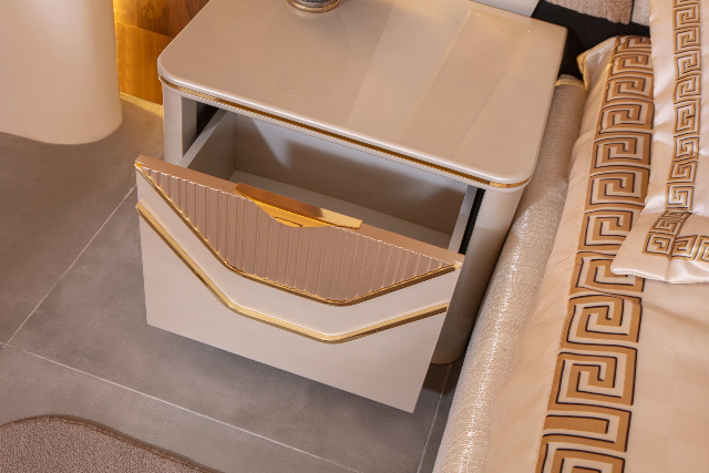 Спальня Бентли с золотом в стиле АРТ-Деко, NERO Спальня Бентли с золотом в стиле АРТ-Деко, NERO